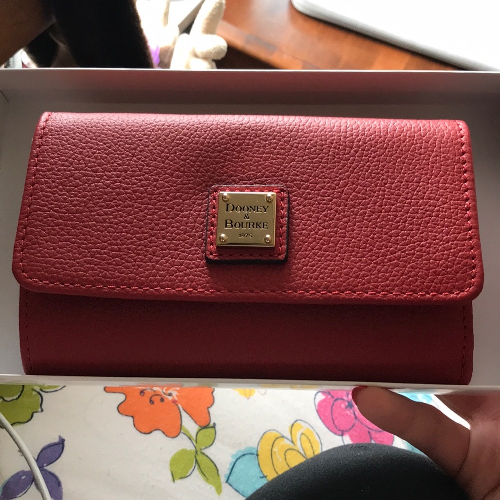 BRAND NEW Dooney & Bourke Red Wallet